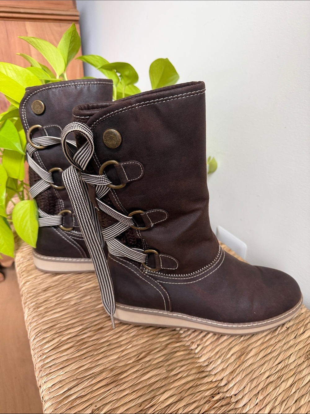 White Mountain Tivia Brown Lace-Up Mid-Calf Boots Size 9